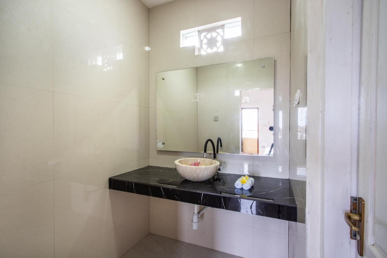 Lavanda Guesthouse/Homestay Jimbaran Dış mekan fotoğraf