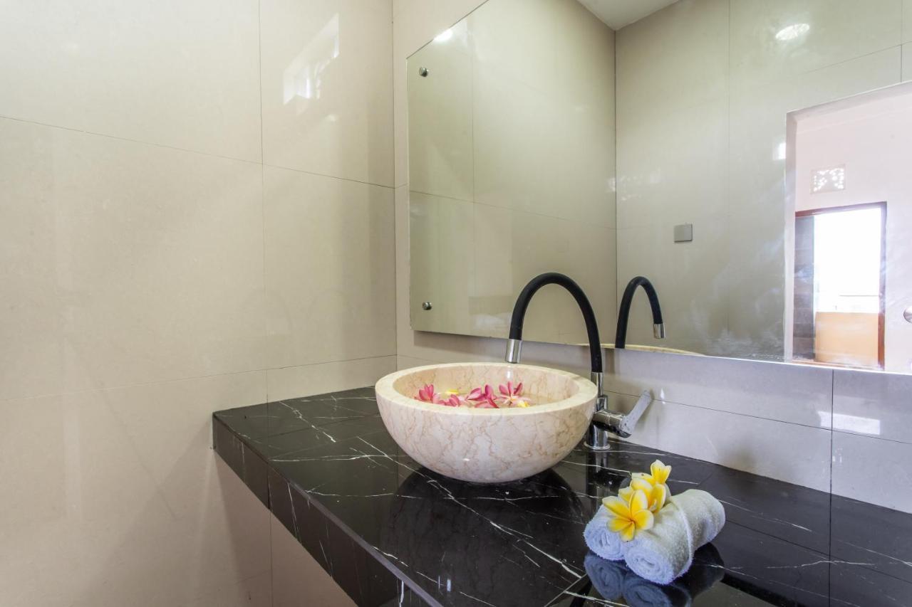 Lavanda Guesthouse/Homestay Jimbaran Dış mekan fotoğraf